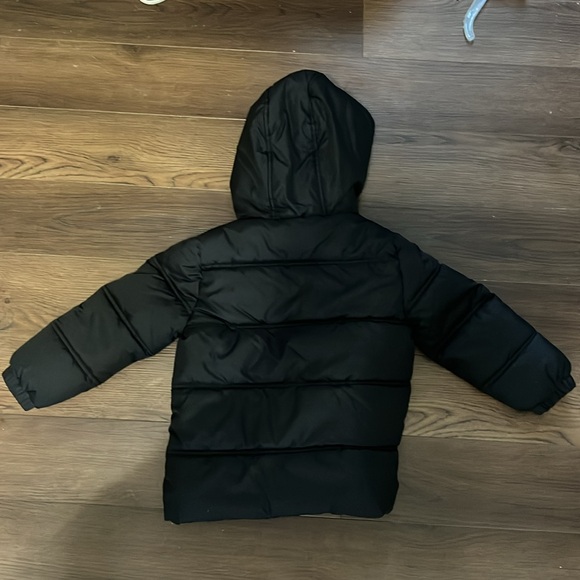 iXtreme 4T Hooded Mixed Quilt puffer
Fully Polar fleece lined Measurements in ad - Picture 3 of 17